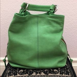 Puntotres Green Leather Handbag